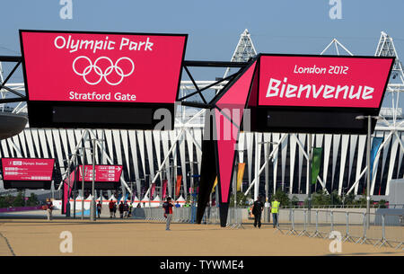 Le stade olympique est affiché le 26 juillet 2012 à Parc olympique, un jour avant la cérémonie d'ouverture des Jeux Olympiques de 2012 à Londres prévue pour le vendredi, 27 juillet 2012, à Stratford, Londres. UPI/Pat Benic Banque D'Images