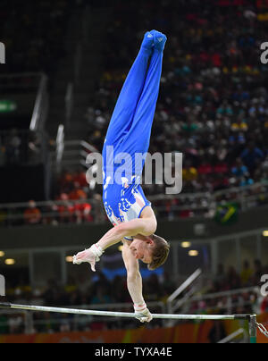 Nil Wilson de Grande-Bretagne est en concurrence sur la barre horizontale à la finale de l'arène olympique Jeux Olympiques d'été de Rio 2016 à Rio de Janeiro, Brésil, le 16 août 2016. Photo par Kevin Dietsch/UPI Banque D'Images