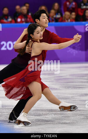 Maia Shibutani et Alex Shibutani des USA en compétition dans l'épreuve par équipe de danse sur glace, patinage libre au Jeux Olympiques d'hiver de Pyeongchang 2018, à l'ovale à Gangneung Gangneung, Corée du Sud, le 12 février 2018. Photo de Richard Ellis/UPI Banque D'Images