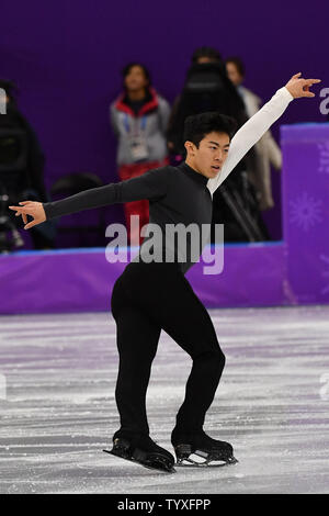 Nathan Chen de l'United States participe à l'unique programme court de patinage artistique hommes au cours de l'hiver 2018 de Pyeongchang Jeux Olympiques, à l'Ice Arena à Gangneung Gangneung, Corée du Sud, le 16 février 2018. Photo de Richard Ellis/UPI Banque D'Images
