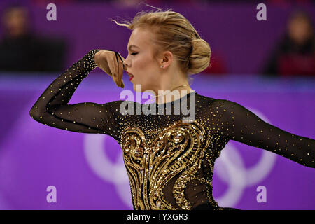 Emmi Peltonen de Finlande participe à l'unique programme court dames de patinage au cours de l'hiver 2018 de Pyeongchang Jeux Olympiques, à l'Ice Arena à Gangneung Gangneung, Corée du Sud, le 21 février 2018. Photo de Richard Ellis/UPI Banque D'Images