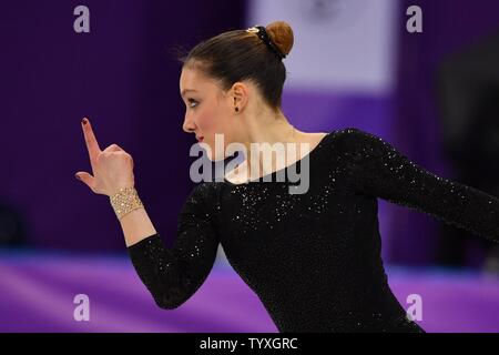 Giada Russo de l'Italie est en concurrence dans le programme court de patinage simple dames au cours de l'hiver 2018 de Pyeongchang Jeux Olympiques, à l'Ice Arena à Gangneung Gangneung, Corée du Sud, le 21 février 2018. Photo de Richard Ellis/UPI Banque D'Images