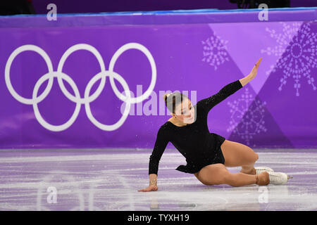 Giada Russo de l'Italie est en concurrence dans le programme court de patinage simple dames au cours de l'hiver 2018 de Pyeongchang Jeux Olympiques, à l'Ice Arena à Gangneung Gangneung, Corée du Sud, le 21 février 2018. Photo de Richard Ellis/UPI Banque D'Images