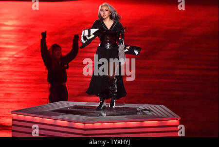 Le sud-coréen K-Pop singer CL fonctionne à la cérémonie de clôture des Jeux Olympiques d'hiver de 2018 à Pyeongchang le au Stade Olympique dans Daegwalnyeong, Corée du Sud, le 25 février 2018. Photo de Richard Ellis/UPI Banque D'Images