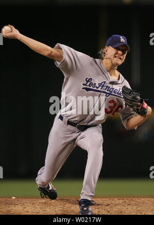 Le lanceur des Dodgers de Los Angeles, Jeff Weaver lance contre les Diamondbacks de l'Arizona le 29 mai 2005 à Phoenix, AZ. (Photo d'UPI/Will Powers) Banque D'Images