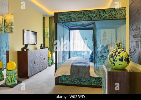 Salle de bain décorée de la Chine dans le Dragon Hotel. Banque D'Images