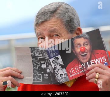 Jerry Lewis arrive à être pris en photo pour le film 'Rose' lors de la 66e Festival annuel International du Film de Cannes à Cannes, France le 23 mai 2013. UPI/David Silpa Banque D'Images