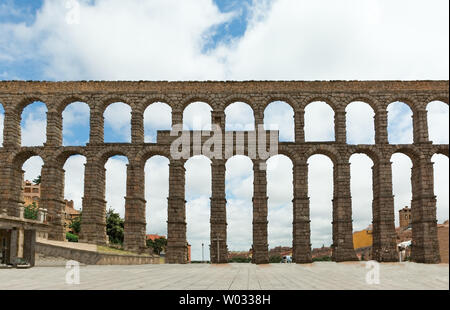 Belle, Aqueduc Romain à Segovia Espagne Banque D'Images