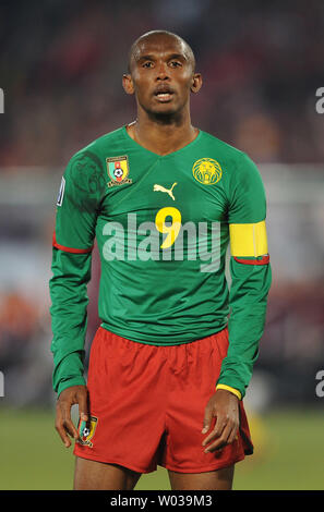 Samuel Eto'o du Cameroun est visible pendant le groupe E match au Loftus Versfeld à Pretoria, Afrique du Sud le 19 juin 2010. UPI/Chris Brunskill Banque D'Images