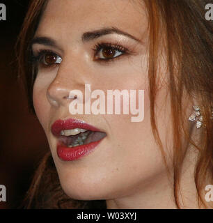 L'actrice Hayley Atwell arrive sur le tapis rouge avant la projection du film 'The Duchess' pendant la Festival International du Film de Rome à Rome le 25 octobre 2008. (Photo d'UPI/David Silpa) Banque D'Images