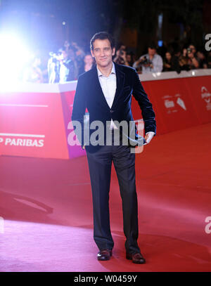 Clive Owen arrive sur le tapis rouge pour 'la' Knick lors du 9e Festival International du Film de Rome annuel à Rome le 17 octobre 2014. UPI/David Silpa Banque D'Images