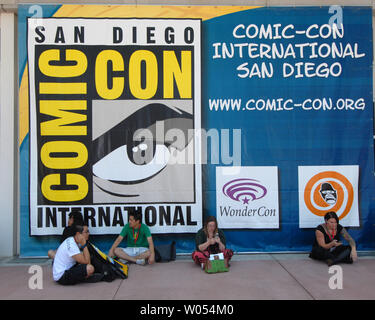 Les visiteurs assistent à la 40e édition annuelle Comic-Con International, la plus grande bande dessinée et événement de la culture pop en Amérique du Nord, au San Diego Convention Center le 23 juillet 2009. (Photo d'UPI/Earl Cryer) Banque D'Images