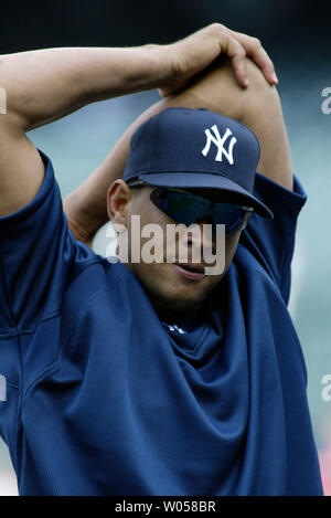 Des Yankees de New York Alex Rodriguez s'étend pendant l'échauffement avant leur match contre ups les Mariners de Seattle à Safeco Field de Seattle le 11 mai 2007. (Photo d'UPI/Jim Bryant) Banque D'Images