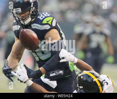 Seattle Seahawks Tight end Jimmy Graham #88 celebrates with tightened Luke  Willson after catching a 35-yard touchdown pass from Russell Wilson against  the Philadelphia in the second quarter.at CenturyLink Field in Seattle