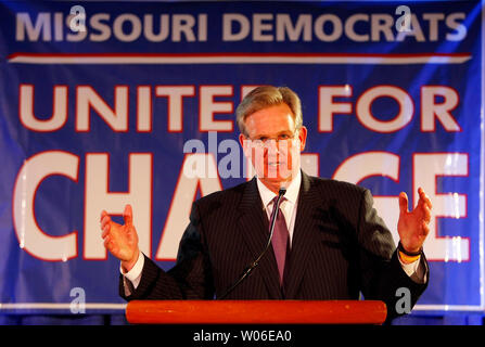 Procureur général du Missouri Jay Nixon traite de la Missouri Parti Démocratique - Jefferson Jackson Le dîner à St Louis le 5 avril 2008. Nixon est le candidat démocrate pour le Missouri Gouverneur. (Photo d'UPI/Bill Greenblatt) Banque D'Images