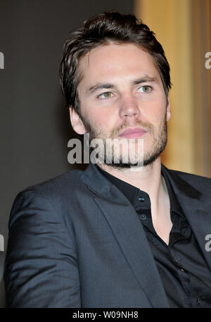 L'acteur Taylor Kitsch assiste à la conférence de presse pour le film 'Battleship' à Tokyo, Japon, le 31 janvier 2012. Ce film sera ouverte le 13 avril au Japon. Banque D'Images