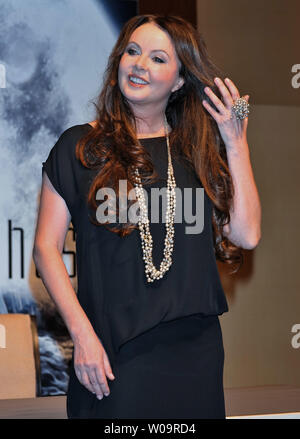 Singer Sarah Brightman assiste à une conférence de presse pour son nouvel album "rêve Chaser" à Tokyo, Japon, le 7 novembre 2012. UPI/Keizo Mori Banque D'Images