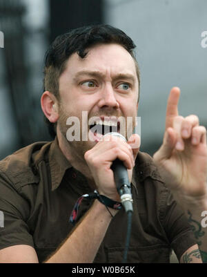 Chanteur Tim McIlrath effectue avec son groupe de Chicago contre à l'inaugural Virgin Rock Festival à l'Université de British Columbia's Thunderbird Stadium de Vancouver (Colombie-Britannique), le 20 mai 2007. (Photo d'UPI/Heinz Ruckemann) Banque D'Images