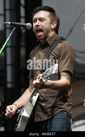 Chanteur Tim McIlrath effectue avec son groupe de Chicago contre à l'inaugural Virgin Rock Festival à l'Université de British Columbia's Thunderbird Stadium de Vancouver (Colombie-Britannique), le 20 mai 2007. (Photo d'UPI/Heinz Ruckemann) Banque D'Images