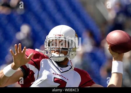 Arizona Cardinals Quarterback Matt Leinart se réchauffe avant le match contre les Ravens de Baltimore le 23 septembre 2007 à M&T Bank Stadium à Baltimore, Maryland. (UPI Photo/ Mark Goldman) Banque D'Images