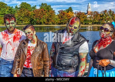Caractère à la zombie Zombie Walk, Richmond en Virginie en 2017. Banque D'Images