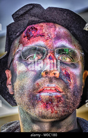 Caractère à la zombie Zombie Walk, Richmond en Virginie en 2017. Banque D'Images