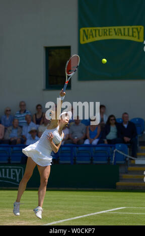 Alize Cornet (Fra) jouer à la Nature Valley International tennis dans le Devonshire Park, Eastbourne, Angleterre, Royaume-Uni. 27 Juin 2019 Banque D'Images