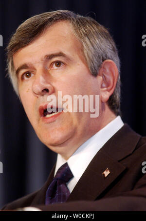 Le Secrétaire à l'Agriculture Mike Johanns s'adresse à tous ceux qui se sont réunis à la Conférence du Congrès mondial de porc 2005 Le 28 avril 2005 à Washington. Johanns a discuté des changements dans le commerce mondial et a remercié le Congrès pour réunion à DC. (Photo d'UPI/Micheal Kleinfeld) Banque D'Images