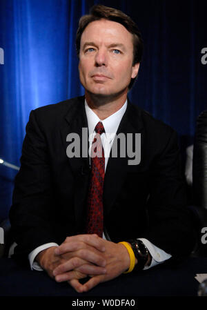 Candidat à la présidence John Edwards aborde la Communications Workers of America (CWA) Legislative-Political, conférence nationale à Washington le 27 mars 2007. (UPI Photo/Kevin Dietsch) Banque D'Images