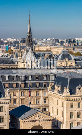 France, Paris, 4ème arrondissement, vue sur la Préfecture de Police (Police) et de la Sainte-Chapelle, de la Cathédrale Notre Dame Banque D'Images