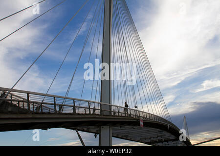 France, Strasbourg, 67, le pont au-dessus des deux rives du fleuve Rhin Banque D'Images