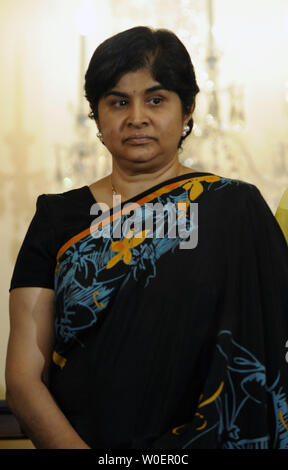 Ambiga Sreenevasan, de la Malaisie, assiste à une cérémonie où elle sera attribué un International Women of Courage Award au département d'Etat à Washington le 11 mars 2009. Le prix reconnaît les femmes qui lutte pour les droits de l'homme et la justice sociale dans le monde entier. (Photo d'UPI/Alexis C. Glenn) Banque D'Images