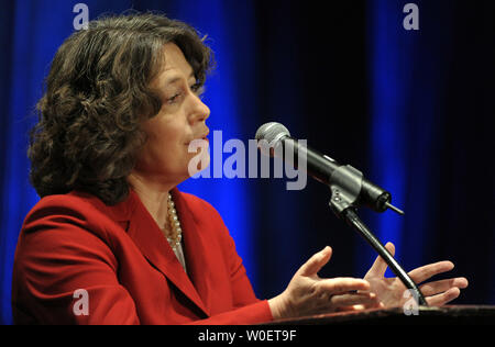 Federal Deposit Insurance Corporation (FDIC) Président Sheila Bair parle à l'American Bankers Association Relations Gouvernementales du sommet à Washington le 1 avril 2009. (Photo d'UPI/Roger L. Wollenberg) Banque D'Images