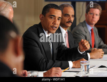Le président Barack Obama parle aux médias lors d'une réunion du Cabinet à la Maison Blanche à Washington le 8 juin 2009. (UPI Photo/Kevin Dietsch) Banque D'Images