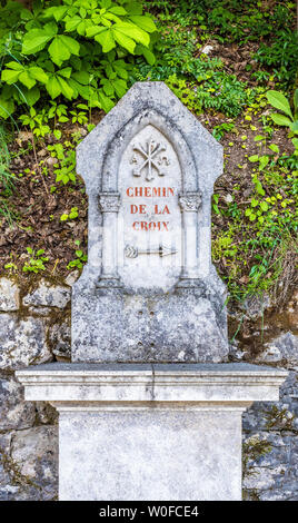 Parc naturel régional de la France, Causses du Quercy, Lot, début du chemin de la croix à Rocamadour (plus beau village de France) (Saint James way) Banque D'Images