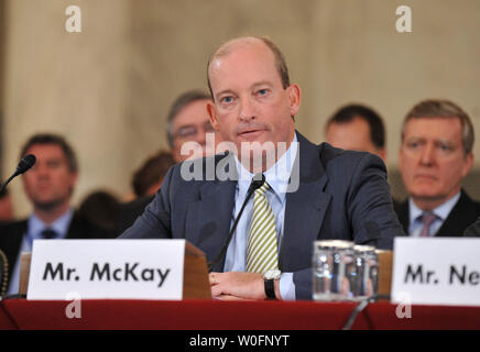 Lamar McKay, président et président de BP America Inc., témoigne lors d'une énergie du Sénat et des ressources naturelles sur l'audience du Comité BP Deepwater Horizon oil rig accident dans le golfe du Mexique, à Washington le 11 mai 2010. UPI/Kevin Dietsch Banque D'Images