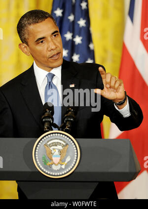 Le président des États-Unis, Barack Obama fait un point lors d'une conférence de presse commune avec le Premier ministre britannique, David Cameron, dans l'East Room de la Maison Blanche à Washington le 20 juillet 2010. Cameron fait sa première visite à l'United States 10 semaines après sa prise de fonction. UPI/Pat Benic Banque D'Images