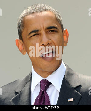 Le président américain Barack Obama appelle le Sénat américain à adopter une loi de réforme du financement des campagnes électorales au cours d'une déclaration à la Roseraie de la Maison Blanche à Washington le 26 juillet 2010. UPI/Roger L. Wollenberg Banque D'Images