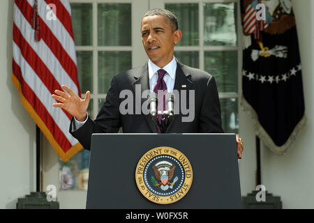 Le président américain Barack Obama appelle le Sénat américain à adopter une loi de réforme du financement des campagnes électorales au cours d'une déclaration à la Roseraie de la Maison Blanche à Washington le 26 juillet 2010. UPI/Roger L. Wollenberg Banque D'Images