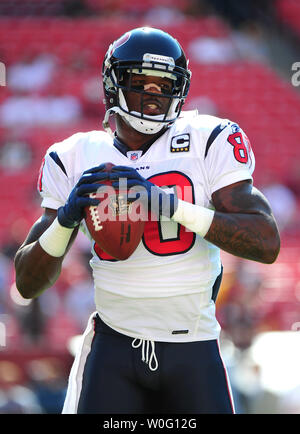 Des Houston Texans wide receveur Andre Johnson est vu avant les Texans' match contre les Redskins de Washington à FedEx Field à Washington le 19 septembre 2010. UPI/Kevin Dietsch Banque D'Images