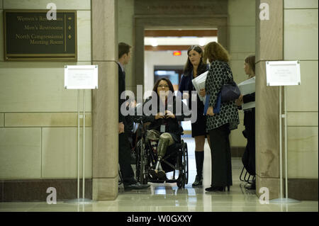 Tammy Duckworth représentant élu (D-IL) participe à un nouveau représentant d'orientation sur la colline du Capitole à Washington le 14 novembre 2012. UPI/Kevin Dietsch Banque D'Images