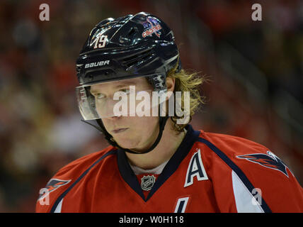 Les Capitals de Washington Nicklas Backstrom est vu sur la glace que les capitales jouent les Jets de Winnipeg au Verizon Center à Washington, D.C. le 22 janvier 2013. La Jest défait les capitales 4-2. UPI/Kevin Dietsch Banque D'Images