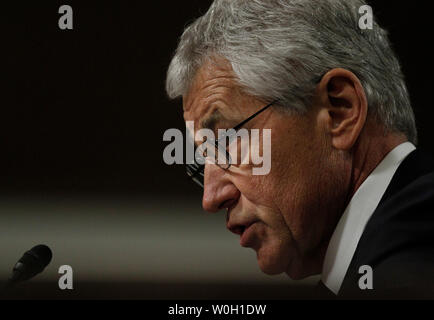 L'ancien sénateur Chuck Hagel donne sa déclaration d'ouverture avant de témoigner devant la Commission des forces armées du Sénat pour son audience de confirmation pour le secrétaire à la défense, à Washington, DC Le 31 janvier 2013. UPI/Molly Riley Banque D'Images