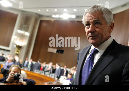 L'ancien sénateur Chuck Hagel revient d'une pause pendant son témoignage devant la Commission des forces armées du Sénat pour son audience de confirmation pour le secrétaire à la défense, à Washington, DC Le 31 janvier 2013. UPI/Molly Riley Banque D'Images