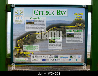 Information board à Ettrick Bay, île de Bute, Ecosse, Royaume-Uni Banque D'Images