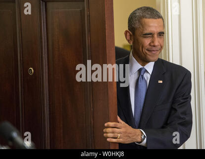 Le président Barack Obama arrive d'annoncer Ashton Carter comme son candidat pour être le prochain secrétaire à la défense, le 5 décembre 2014 à Washington, D.C. Si confirmers Carter sera le remplacement d'actuel ministre de la Défense Chuck Hagel qui annonce sa démission le mois dernier. UPI/Kevin Dietsch Banque D'Images