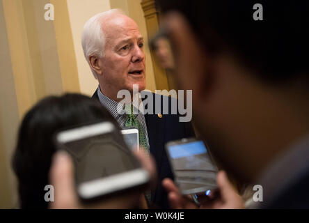 Le sénateur John Cornyn, R-TX, s'adresse aux journalistes sur la colline du Capitole à Washington, D.C. le 11 juillet 2018. Photo par Kevin Dietsch/UPI Banque D'Images