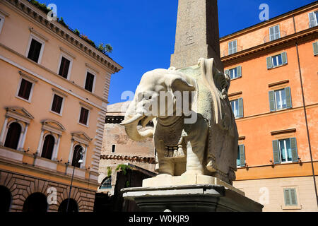 Elephant de Minerva Place Saint-Pierre à Rome, Italie Banque D'Images