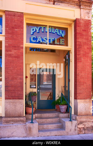 La Pythie Castle Building dans la ville historique de Bisbee AZ. Une fois qu'une société secrète lodge, nouvellement restauré maintenant en appartements Banque D'Images