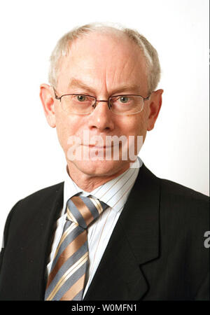 Le premier ministre Herman Van Rompuy de Belgique est vu dans un portrait officiel. L'Union européenne (UE) ont appelé le Premier ministre belge, le "président" des 27 États membres, l'organisation le 20 novembre 2009, au cours de l'ancien Premier ministre britannique Tony Blair. UPI/Bureau du Premier Ministre de la Belgique Banque D'Images